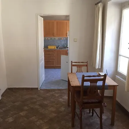 Apartments At The Golden Plough Prague Room photo