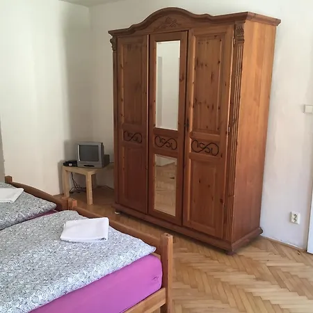 Apartments At The Golden Plough Prague Room photo