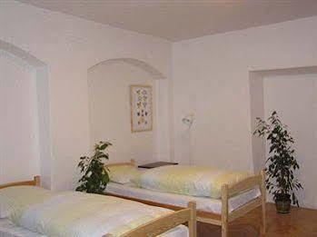 Apartment Apartments At The Golden Plough Prague